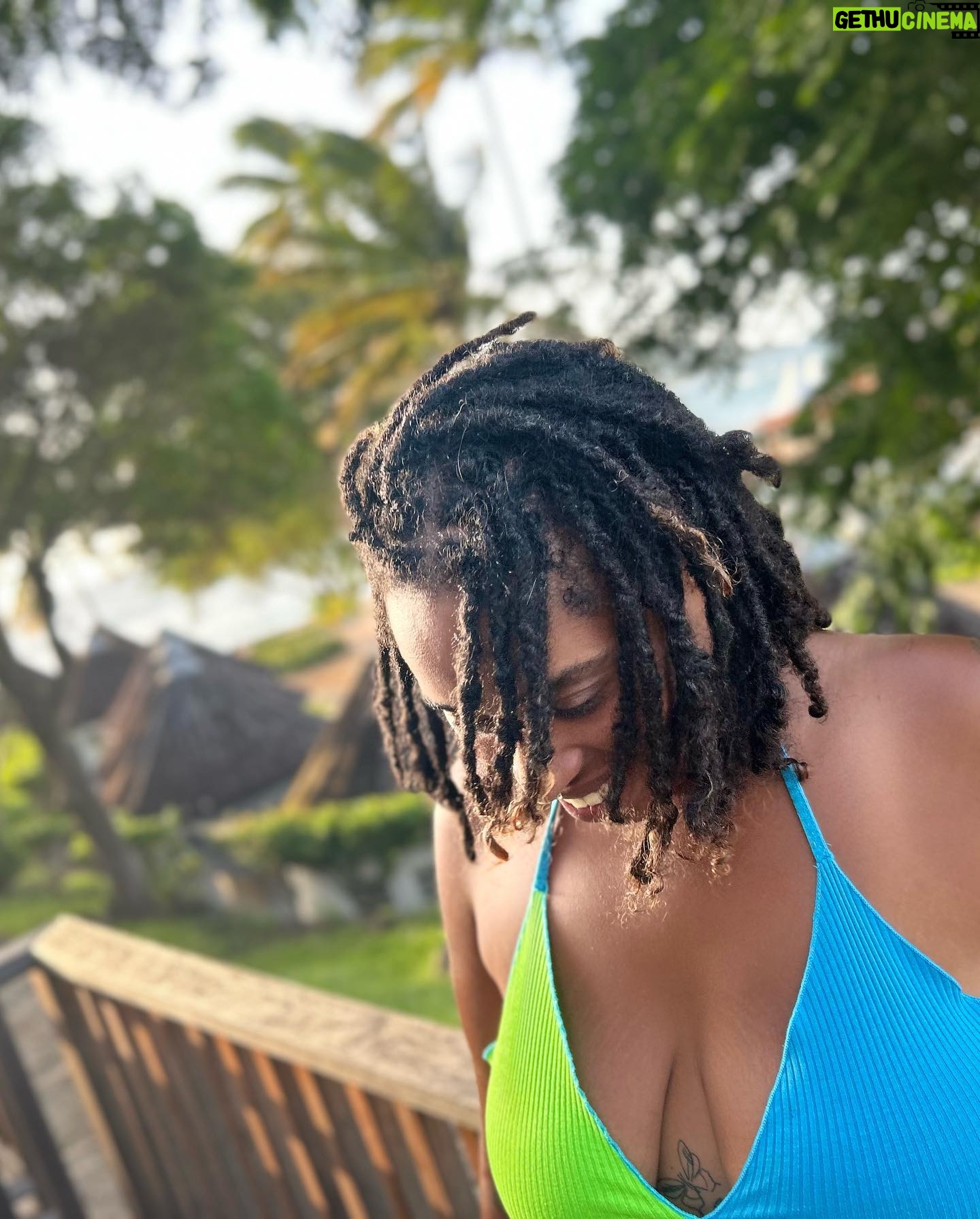 Genesis Lynea - 3 Likes - Some July 😊