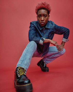 Genesis Lynea Instagram - Food for Thought 🍎

• The Kim Hardy Series •

current carousel of emotions… 

mua @hamdimwarsame 
style @alizeendiaye