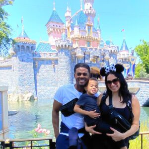 Genevieve Goings Instagram - #Disneyland was amazing! Thank you to #DigitalCultureGroup & #DisneyConsumerProducts team for an unforgettable day! @1belairqueen @jocelyngums @coryg707