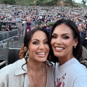 Genevieve Goings Instagram - Netfix is a Joke Fest w @mattrife , thank you @jesiree & @shemarfmoore for an amazing night out!! @coryg707 we had funz #netflix #hollywoodbowl swipe to the end for a glimpse of how Shemar treats each and every fan❤️🌟