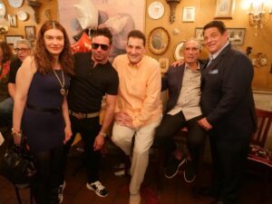 Genoveva Rossi Instagram - It was a sold out, packed house for dinner with The Sopranos cast members Vincent Pastore, Tony Darrow, John Bianco, Artie Pasquale and Robert Funaro at La Famiglia Ristorante, Caldwell NJ, 6-6-24.  Special thanks to John Vince. Great job Danny Genco Provenzano and John Bianco. Thank you @gabrielcymbals for your pictures. Great food. God is good. 🙏🏻❤️🙏🏻 #sopranos #johnbianco #tonydarrow #VincentPastore #artiepasquale #RobertFunaro #genovevarossi
