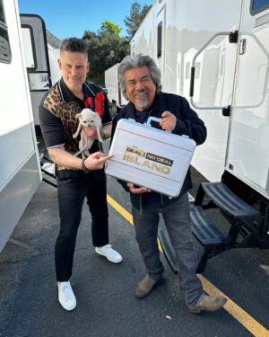 George Lopez Instagram - Lopez vs Lopez versus...the Banker? 🤭 @joemanganiello had a blast hanging with stars @mayanlopez and @georgelopez! #DealOrNoDealIsland is all-new tonight 10/9c and #LopezVsLopez is all-new Tuesday 8/7c on @nbc and streaming on @peacock.