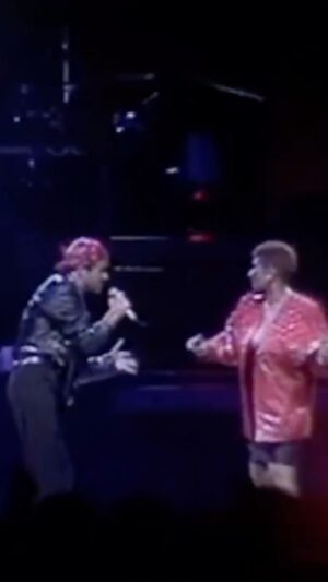 George Michael Instagram - “I’m standing there just freaking out. I’m on the other side of the mic from Aretha Franklin and she’s treating me like an equal—obviously I’m not, but she was treating me with such respect.” – George on working with Aretha Franklin.

#OnThisDay in 1987 the duo released their duet, ‘I Knew You Were Waiting (For Me)’, it was a #1 hit in both the UK and US 🎶

#GeorgeMichael #ArethaFranklin #LiveMusic #80sMusic