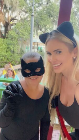 George Murdoch Instagram - My beautiful wife @ingridrinck and my daughter georgie went all out this Halloween living their best lives ! Spooky petting zoos Halloween amusement parks.. Seeing their smiles is the best form of love in the world …