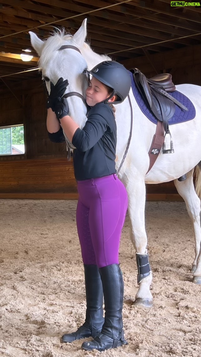 George Murdoch - 10.1K Likes - My beautiful daughter Georgie Rose Murdoch and her bff “teddy” aka Roosevelt a great story! Congrats to my lil Georgie and her trusty steed teddy ! winning their first equestrian competition together !