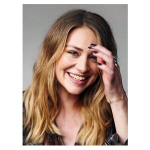 Georgia Lock Instagram - Laughing with @mannphoto