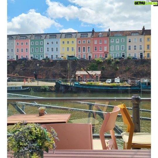 Georgia Lock - 3 Likes - A lovely friend, a lovely weekend 💛 @eleanorhealy
