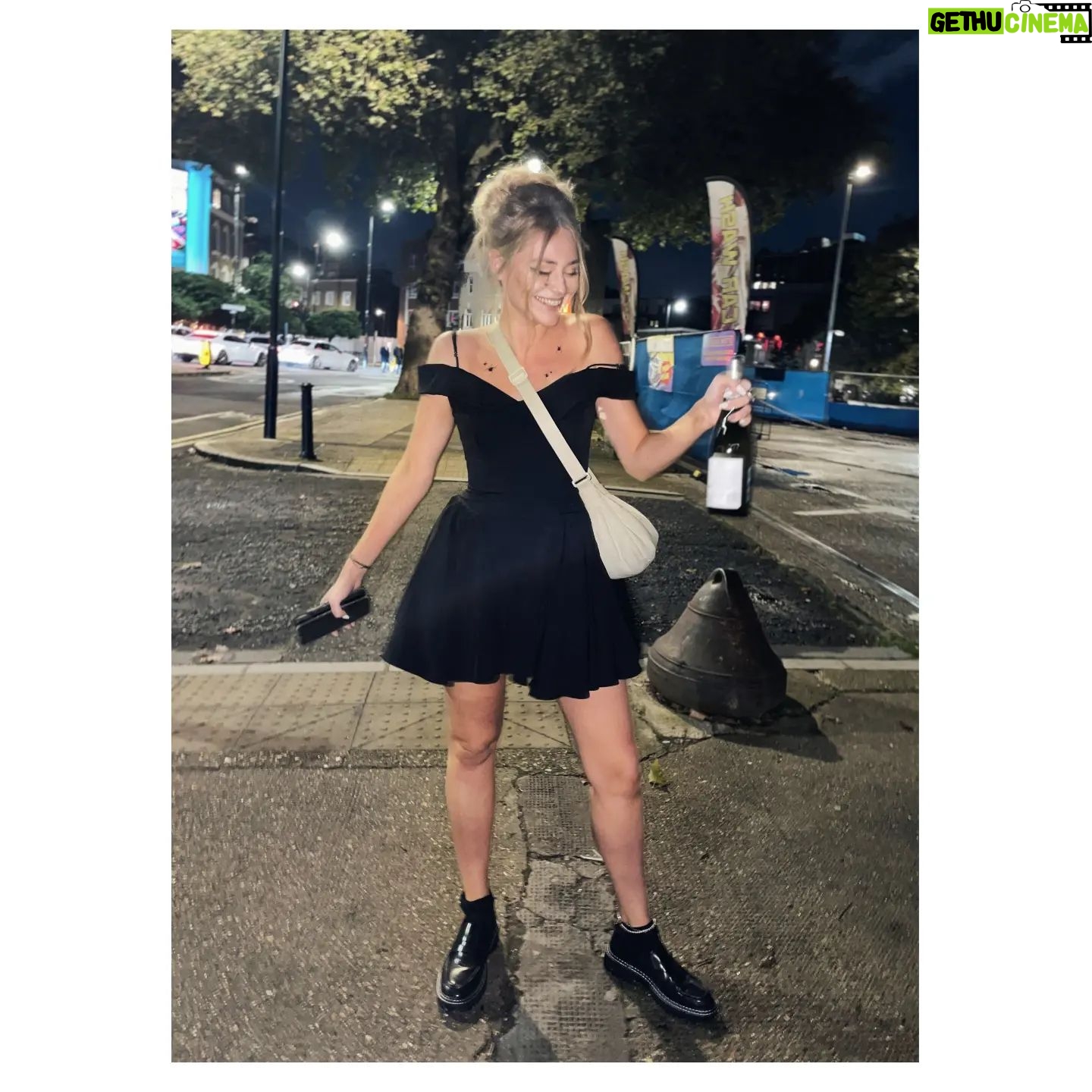 Georgia Lock - 3 Likes - 🕸️ cheers!