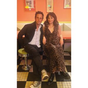 Georgina Reilly Instagram - in honor of the old school #murdochmonday 
🍦 hangs w @jonnyharris