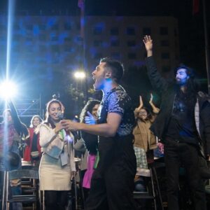Gepe Instagram - Disfrutando de la vista, el escenario y la compañía el sábado pasado en el cierre del MIC SUR 

Fotos x @ajarawi