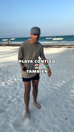 Gepe Instagram - “playaplaya” modo karaoke 🎤⛱️🌊 

#playaplaya #karaoke #nuevamusica