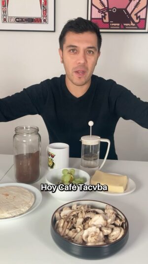 Gepe Instagram - Cocinando música: desayuno inspirado en uno de mis grupos favoritos de la vida ☕️🌮🍇