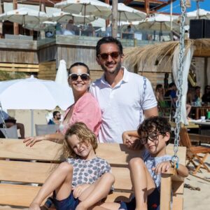 Germán Paoloski Instagram - Disfrutando unos dias en Punta del Este con mi familia, después de un año con mucho trabajo... agradecido de poder hacer lo que me gusta profesionalmente y de tener a @sabrinagarciarena y los chicos para compartir momentos hermosos como estos, juntos, siempre juntos! Gracias @javiazcurra @ignacio_enjoy y toda la gente de @enjoypuntadeleste @ovopuntadeleste