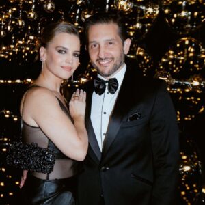 Germán Paoloski Instagram - Linda noche con mi amor @sabrinagarciarena y con fines solidarios @fgerminare de la mano de @baronbargentina @grupomass @keybiscayneargentina