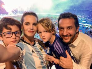 Germán Paoloski Instagram - Sueño cumplido para Beltrán y León 💙🇦🇷🏆
Gracias @germanpaoloski 
💙💙💙💙💙
#campeones #leomessi #argentina 
MARZO 2023