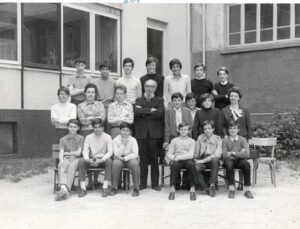 Gerry Scotti Instagram - 3 E, scuola media Tommaseo, piazzale Istria, Milano. Giugno 1969