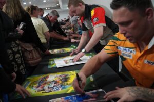 Gerwyn Price Instagram - Meet and greet in Wollongong tonight… looking forward to playing tomorrow night 🎯 🇦🇺