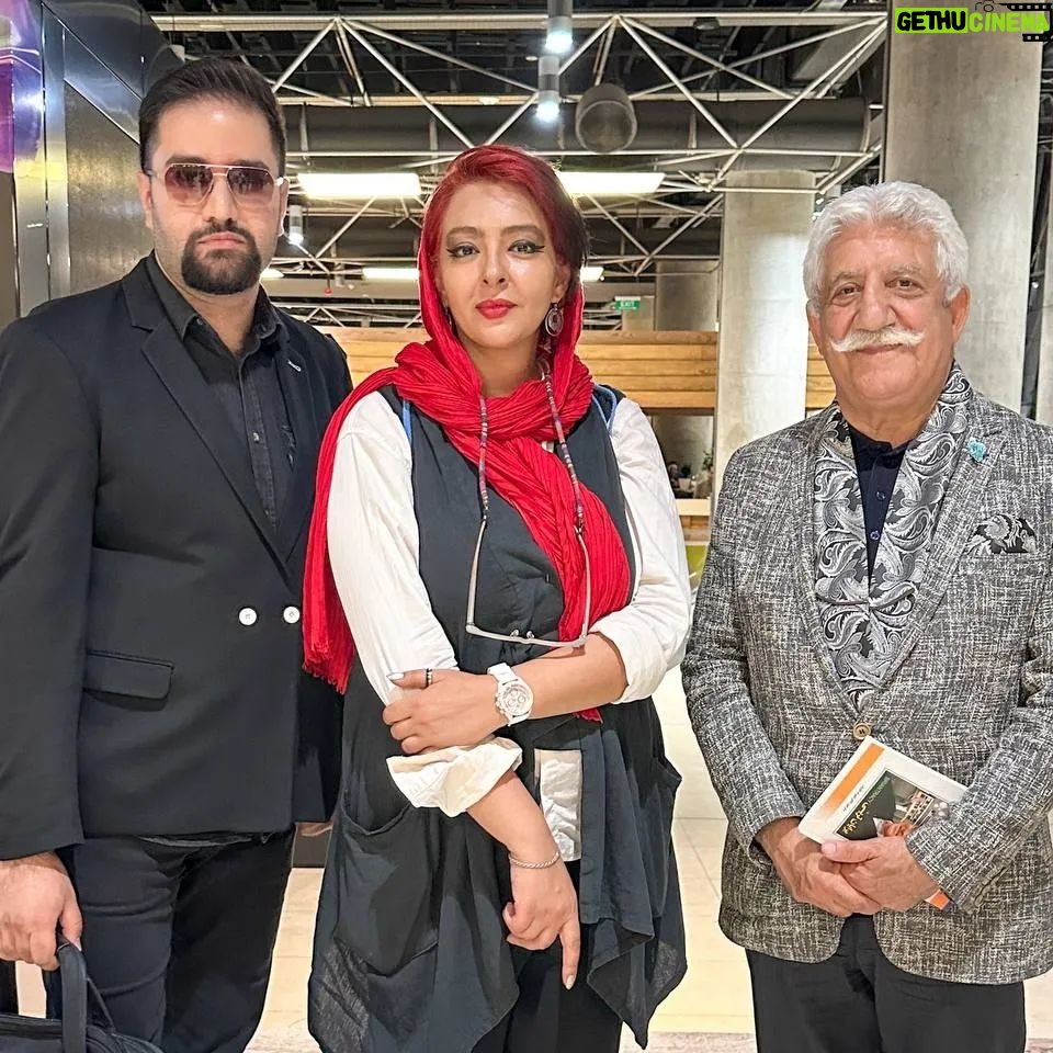 Ghazal Saremi - 3 Likes - "ŁŲ±Ų“ŲŖŁ ŁŚÆŁŲØŲ§Ł Ų®ŪŲ§ŲØŲ§Ł Ų“Ł
ار٠ŁŲ“ŲŖ"
Ų§Ų² ŚÆŲ±ŁŁ Ų®ŁŲØ Ł¾Ų§ŲÆŚ©Ų³ŲŖ Ų±Ų§ŲÆŪŁ ŁŪŚ
ب٠کارگرداŁŪ Ų¢ŁŲ§Ū Ų§ŲŁ
ŲÆ ŁŪŲ§Ų¶ Ų±Ų§ ŲÆŪŲÆŪŁ
Ł Ų“ŁŪŲÆŪŁ
Ł ŲØŲ³ŪŲ§Ų± ŁŲ°ŲŖ ŲØŲ±ŲÆŪŁ
.
Ś©ŪŁ
ŪŲ§ Ų¬Ų§Ł ŲØŲ§ŲØŲ§Ų¦ŪŲ§Ł Ų¹Ų²ŪŲ²Ł
ŲÆŁŲ³ŲŖŲŖ ŲÆŲ§Ų±Ł
Ų¹Ų²ŪŲ²Ł
Ł ŲØŲ§ŪŲÆ ŲØŚÆŁ
ŲØŲ³ŪŲ§Ų± ŲÆŲ±Ų®Ų“Ų§Ł ŲØŁŲÆŪ Ų§Ł
Ų“ŲØ.
ŁŲµŁ Ų¹Ų§ŁŪ. Ų§Ų¬Ų±Ų§ŁŲ§ Ų¹Ų§ŁŪ. Ł
ŁŲ³ŪŁŪ Ų¹Ų§ŁŪ. ج٠عاŁŪ Ł ŲµŲÆ Ų§ŁŲØŲŖŁ کارگرداŁŪ Ų¹Ų§ŁŪ...
Ų®ŁŲ§ŲµŁ ک٠ؓب ŲØŲ³ŪŲ§Ų± Ų®ŁŲØ Ł ŲØŁ ŪŲ§ŲÆŁ
Ų§ŁŲÆŁŪāŲ§Ū Ų“ŲÆ ŲØŲ±Ų§Ł
. ŲÆŲ³ŲŖŁ
Ų±ŪŲ²Ų§ŲÆ Ł
ŪāŚÆŁ
ŲØŁ ŁŁ
Ł Ų¹ŁŲ§Ł
Ł ŲÆŲ±Ų¬Ł ŪŚ© کار.
Ų§Ų±Ų§ŲÆŲŖŁ
ŁŲÆ ŲŗŲ²Ł ŲµŲ§Ų±Ł
Ū
@ghazalsaremiofficial
عکسāŁŲ§ Ų±Ų§ ŲÆŁŲ³ŲŖ Ų®ŁŲØŁ
Ų§ŲŲ³Ų§Ł Ų§Ł
ŪŲ±Ū Ų³ŪŲ§ŁŲ“Ų§ŁŪ
ŚÆŲ±ŁŲŖŁ Ų§Ų³ŲŖ.
@esiisia
#ŲØŲ§Ų²ŪŚÆŲ±Ų§Ł_ز٠#ŲŗŲ²Ł_ŲµŲ§Ų±Ł
Ū #ŁŲ±Ų“ŲŖŁ
#پادکست #ŁŲ±Ų“ŲŖŁ_ŁŚÆŁŲØŲ§Ł
#Ų²Ł_Ų²ŁŲÆŚÆŪ_Ų¢Ų²Ų§ŲÆŪ
#actress
#ghazalsaremi
#podcast
#womanlifefreedom