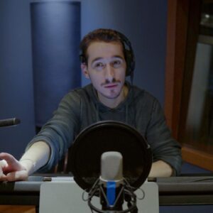 Gianandrea Muià Instagram - Occhiaie ed espressioni a caso, il mix perfetto per ottenere il doppiatore con disturbi del sonno. Ecco perché preferisco stare dietro a un microfono piuttosto che davanti a una macchina da presa: posso permettermi il mio aspetto da nosferatu senza preoccuparmi troppo.
Ringrazio @erazerocreativa per le foto e @alessandro_pili per motivi che vedrete più avanti :3 
#doppiatore #doppiaggio #gianandrea