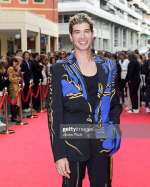 Giancarlo Commare Instagram - About @rivierainternationalfilmfest 

Sono stato benissimo e i momenti trascorsi li porterò nel cuore 
Grazie per l’accoglienza e il calore ricevuto. 

Grazie ai miei ragazzi @manzopiccirillo 
A @simonefollistylist che ha curato il mio Total look @moschino 
 ( e per avermi fatto conoscere la sua splendida mamma ) 

Fate ciò che amate e vi va star bene, sempre.