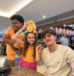 Gianlucca Mauad Instagram - Maio  dump … intenso e abençoado … teve dias no @japygolfresort … pré estreia de @derepentemissoficial … viagem p Rio …. salvador … bh
