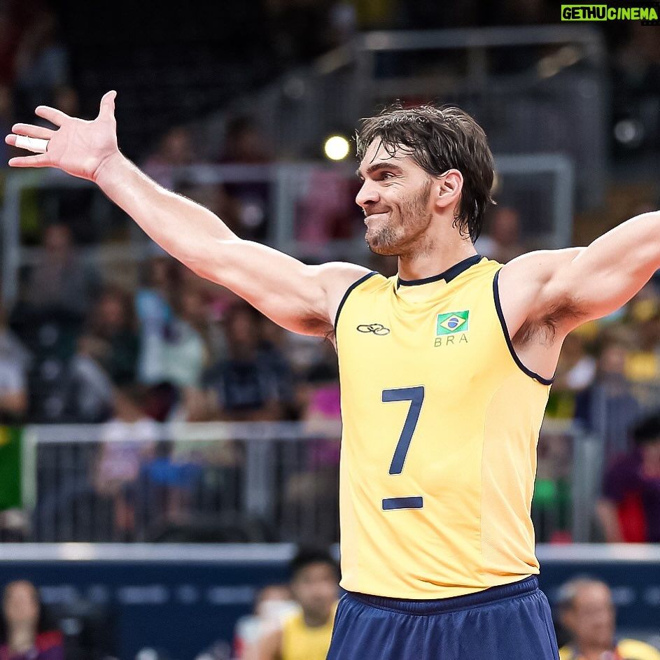 Giba - 30.5K Likes - Minha reação quando vejo que faltam 120 dias para as OlimpĆadas comeƧarem! Giba Neleeees š¤©š„š
#Giba #Volei #Olimpiadas