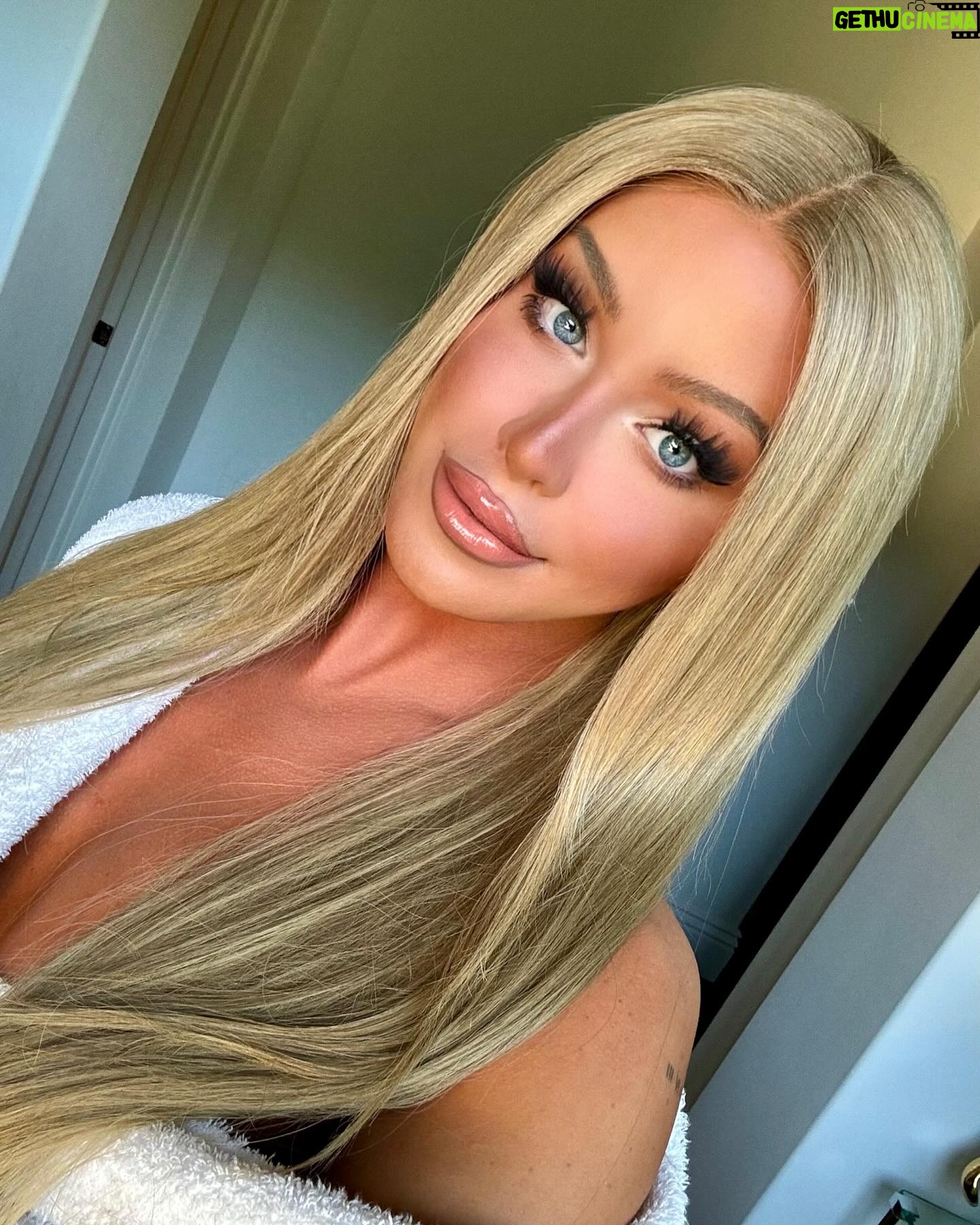 Gigi Lazzarato - 3 Likes - life lately💋🌸🫶🏻🐞💕