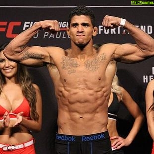 Gilbert Burns - 25.6K Likes - 10 years in the @ufc Exactly 10 years ago I was signing with the biggest mma company in the entire š great memories so far but a lot more to come! Thankful to God, Family, Team, friends and fans!
-
-
10 anos de @ufc_brasil HĆ” exatamente 10 anos atrĆ”s assinava com o maior evento de lutas do mundo UFC muitas batalhas nesses 10 anos e muito mais ainda por vir gratidĆ£o a Deus, famĆlia, time, amigos e fĆ£s! #vamoscomtudo