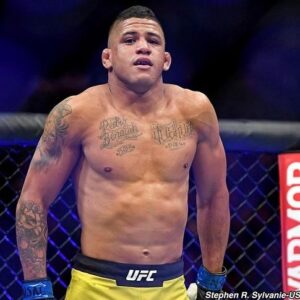 Gilbert Burns Instagram - 10 years in the @ufc Exactly 10 years ago I was signing with the biggest mma company in the entire 🌎 great memories so far but a lot more to come! Thankful to God, Family, Team, friends and fans! 
-
-
10 anos de @ufc_brasil Há exatamente 10 anos atrás assinava com o maior evento de lutas do mundo UFC muitas batalhas nesses 10 anos e muito mais ainda por vir gratidão a Deus, família, time, amigos e fãs! #vamoscomtudo