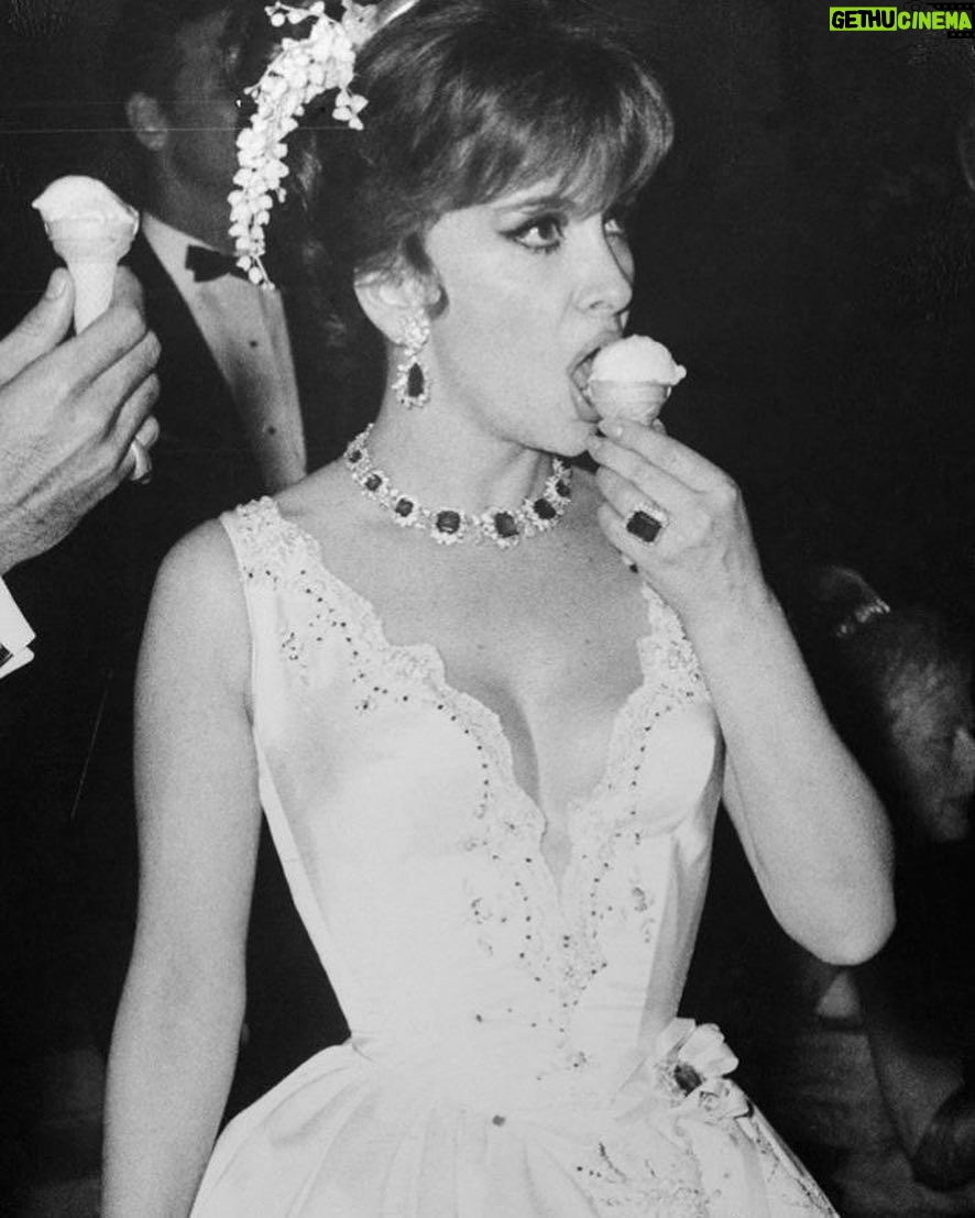 Most liked Instagram photo of Gina Lollobrigida