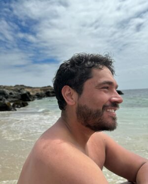 Gino Costa Instagram - Recorrimos playas sin nombre, poco exploradas, hermosas y sanandoras 🙌 Norte ❤️🇨🇱
📸 @pollocampos