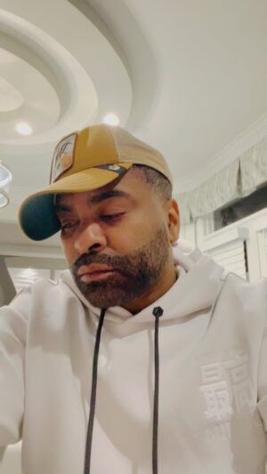 Ginuwine Instagram - I was entertaining the troops in Qatar so I never got a chance to give you what you been missing lolololololll COWBOYS!!!!!!! #wine #cowboysnation smile fahme!!!!! Lololllll it’s never too late next stop unfortunately we gotta do it to yah Commanders I’m sorry Letsgo!!!!!!!!! Sorry Detroit see yah next time