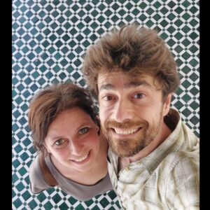 Giovanni Scifoni Instagram - Tre giorni a Marrakech. Così. Senza un perchè. Senza preavviso. Senza scatto alla risposta. Senza figli, s'era pensato, ma quelli poi s'accollano sempre.
@elisabetta.cobre