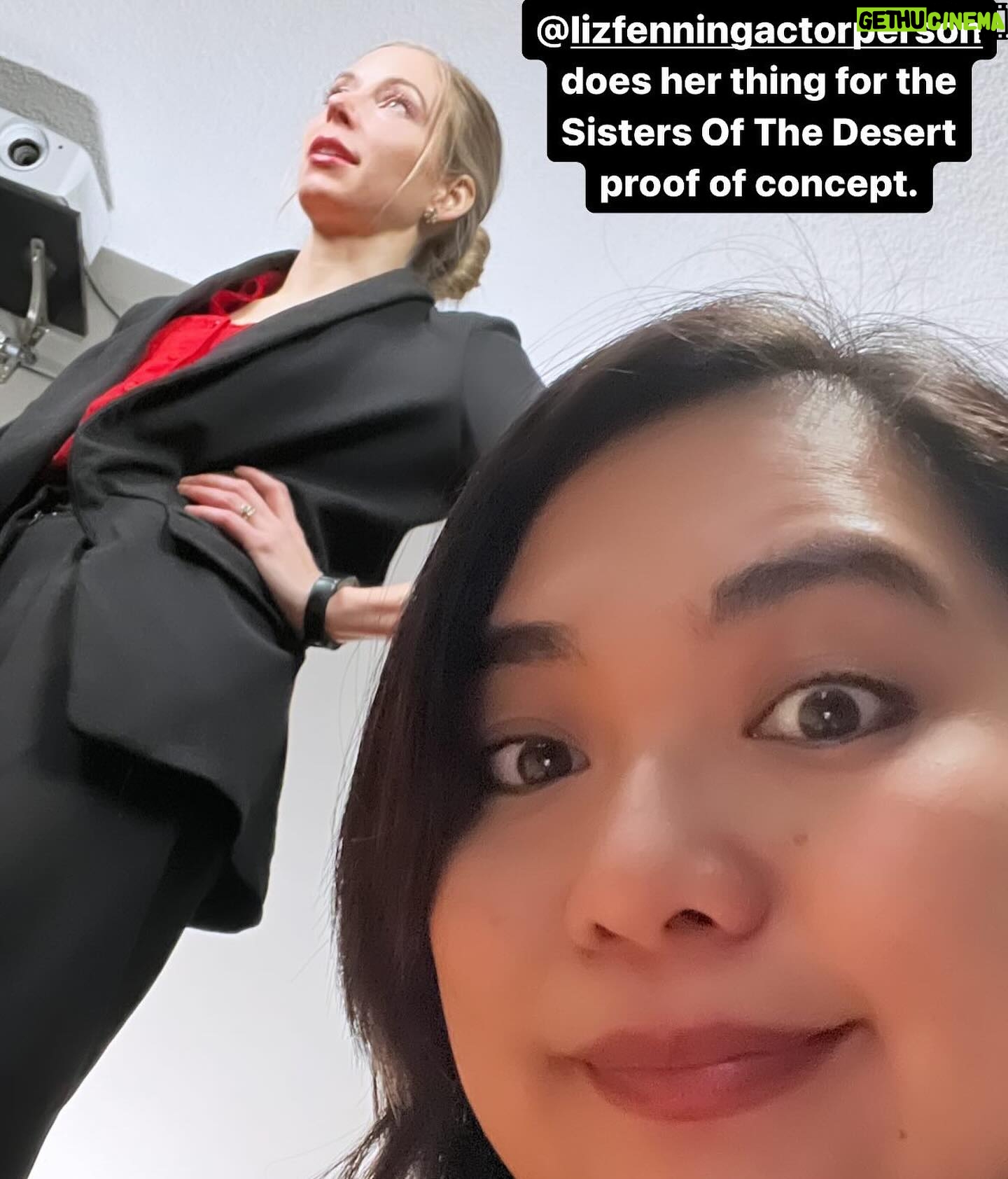 Giovannie Espiritu - 71 Likes - After several years of working with each other online on the concept, characters, and story of “sisters of the desert” during the pandemic, Daryl Barnes and I finally met last night in person to film the proof of concept.
We were a small but mighty team of seven, with Daryl at the directing helm, Mr. Scott as DP, Jonathan as Prod Designer, the brilliant Liz Fenning as the recruiter, Alicia doing double duty as talent / producer, and Alex as PA.
I was also a body. 😂 We managed to pull off an amazing guerrilla ending shot that I’m taking as a positive omen from the universe. 🌀
#indiefilm #director #producer #writer #guerilla #filmmaking #nightshoot #guerilla