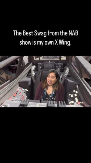 Giovannie Espiritu Instagram - Star Wars, nothing but Star Wars… dun dun dun dun.
Thanks @patcrowley & @lightcrafttechnology 🦾#nabshow #starwars #filmmaker #vr #newtech