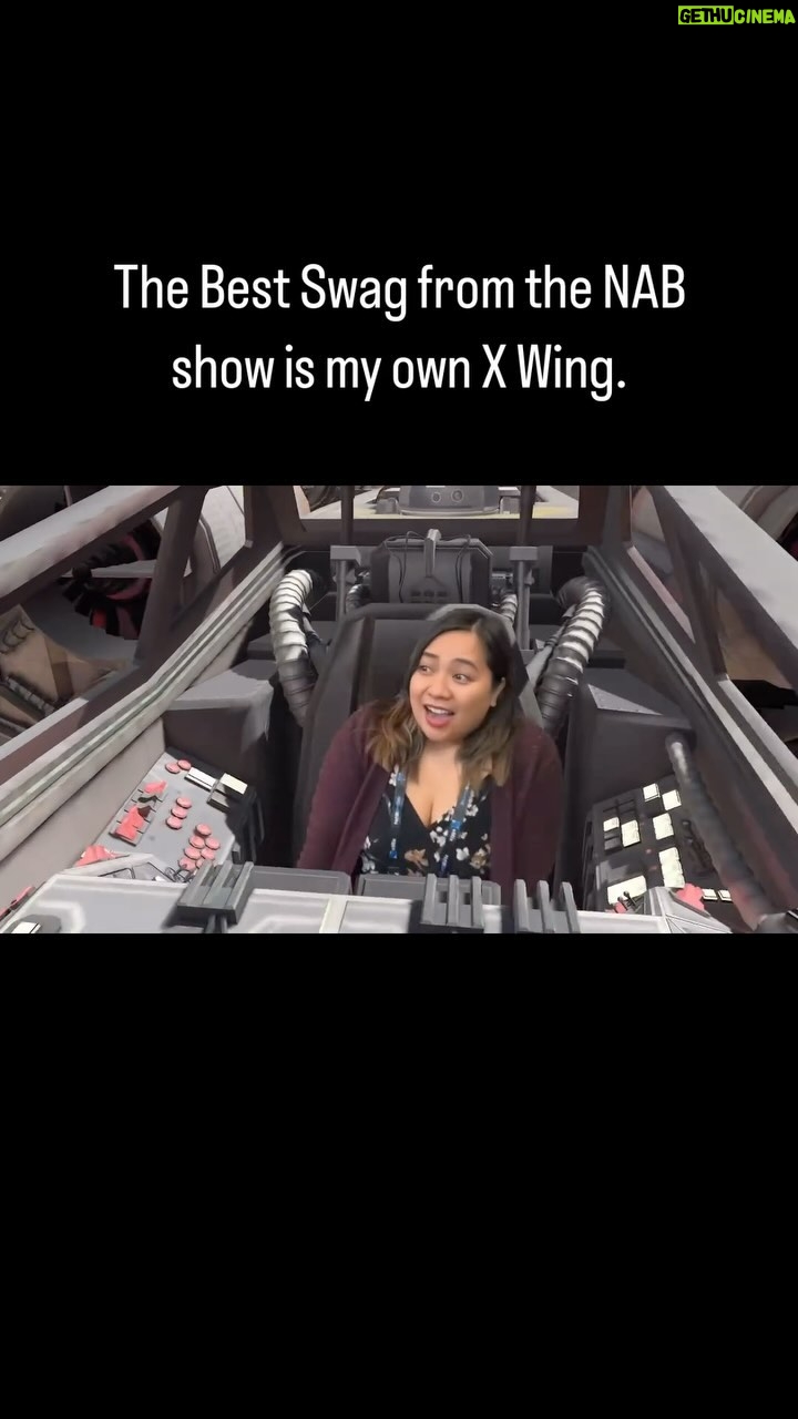 Giovannie Espiritu - 707 Likes - Star Wars, nothing but Star Wars… dun dun dun dun.
Thanks @patcrowley & @lightcrafttechnology 🦾#nabshow #starwars #filmmaker #vr #newtech