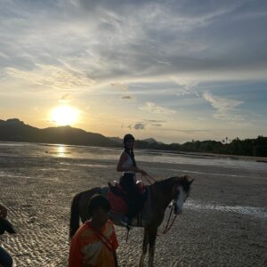 Gisele Chiam Instagram - what a thai-m to be alive in krabi!!🇹🇭🌊

i’ll miss the crystal clear waters and gorgeous mountains :(
•
•
•
•
#GiseleChiam #詹欣萱 #teenactress #teenperformer #teensinger #teeninfluencer #lifestyleinfluencer #beach #beachday #krabi #thailand #holiday #vacation #familyholiday #familybonding