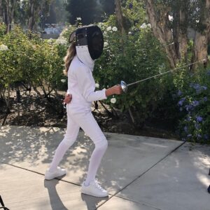 Giselle Eisenberg Instagram - #BTS Behind the scenes is always fun! #AnnaKat & #Franklin learning fencing 🤺 and practicing #stage combat!!! (👏🏻👏🏻👏🏻 Jeremy - Stunt Coordinator!!) #CovidSafety #WearAMask #AmericanHousewife #EnGarde !
