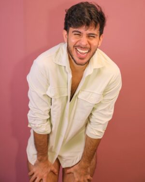 Giulio Mottola Instagram - Desliza 🤣

📸: @samer_samz | #giuliomottola