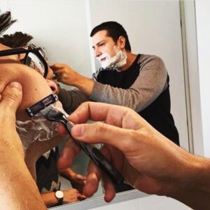Giuseppe Greco Instagram - Ricordi di vecchie fiere che stanno per tornare...Ora Stefano avrà imparato a fare la barba?😀💙 #matesyt #matesitalia #tb @vegasyt @stefanolepri 
P.s. Seguite @matesyt per scoprire tutti gli eventi dei prossimi mesi!