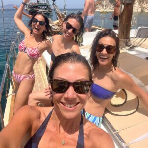Gizem Soysaldı Instagram - Phokai’de bir hafta💜 #summer