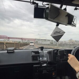 Gladys Li Instagram - 多謝多謝多謝! 多謝所有恨駕嘅觀眾嘅支持 將我哋送去大阪
希望下次可以恨駕去德國or 冰島or anywhere around the world
辛苦哂this amazing crew 話說我哋架車有個walkie 可以同crew車聯繫 開咗車五分鐘walkie已經無人應 因為全部攰到訓哂覺d(^_^o)
anyway fun trip and hope you guys enjoy the show!★彡