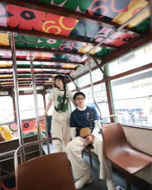 Gladys Li Instagram - touring around on the Marimekko Unikko tramｖ（＾＿＾ｖ）♪

@marimekkohk #marimekko #marimekkohk #unikko60years
