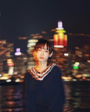 Gladys Li Instagram - 很像差一點什麼

每次回想起
都感到有點憂愁
生活裏遇到失意的事
人生中遇上不同的難關
現實裏那些大大小小的問題
想著想著
又會變得很脆弱
讓自己徘徊在情緒之間

有時候
其實沒有放不下的情緒
只有放不下的你

對的
原來是差一點正能量
差一點快樂
-
Artist: @gladys.li 
📸: @dangraphy_ #Danieology 
-
#hongkong #ifyouknowyouknow #moody #staypositive #stayhappy #night #nightphotography #portrait #portraitphotography #canonhk #hkig  #emotions #emo
