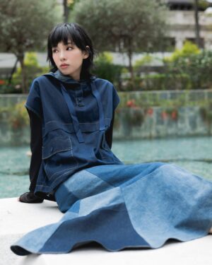 Gladys Li Instagram - denim on denim could never go wrong! 👕👖🧢🐟

@atsurotayama @sidefamehk
#AtsuroTayama #avantgarde #SS24