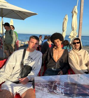 Gleb Abrosimov Instagram - en to lao <3