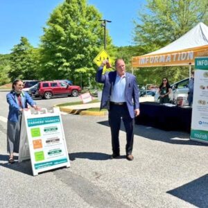 Glenn Jacobs Instagram - The New Harvest Park Farmers Market is now open! Stop by every Thursdsay from 3pm-6pm through September.