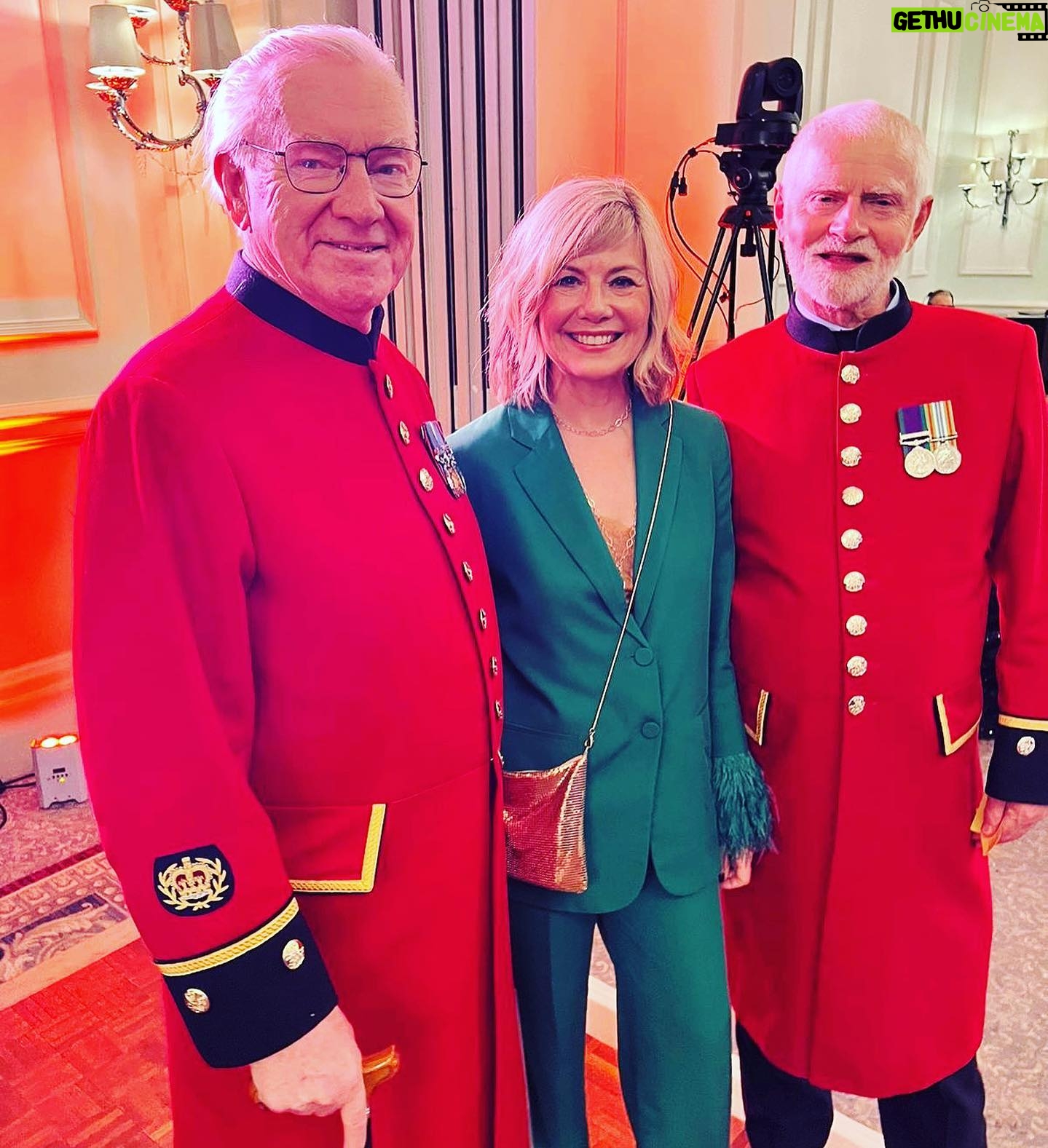Glynis Barber - 1.5K Likes - Making new friends and hanging with old ones at @backontrackcharity ball.
@dr.aamerkhan @karasmith11 @djmunro #chelseapensioners #veterans #dancingwithheroes