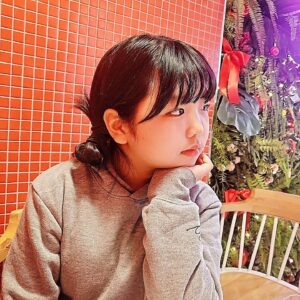 Go Do-yeon Instagram - #일상스타그램💕🍮🍰🍦 
#아역배우고도연👧 
#주말데이트💕 
#개학준비완료 
#6학년이라니😱 

도연이랑 개학 준비물 사고  잠깐 🤩🤩🤩🤩
 옆모습이 귀여워 😍