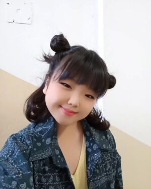 Go Do-yeon Instagram - #일상스타그램💕🍮🍰🍦
#아역배우고도연👧 
#주말아침일상시작👋 
#넌뭐하니 ?🥰🥰🥰
#혼자서도잘놀아요🎶 
#셀카놀이삼매경👧👧🎵🎶 
#다컷다다컷어👍👏
#오빠셔츠입고 ㅎㅎ 
#새벽부터강행군😮‍💨 

새벽부터 나와서 ...🥰🥰🥰
엄마도 찾지않고 혼자 잘 놀아준 딸
고마워^^ 이모들께서  얌전히 잘있다고 ㅎㅎ